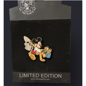 Disney Shopping Mickey & Pluto Garden Series LE 250 2008 Rare Pin
